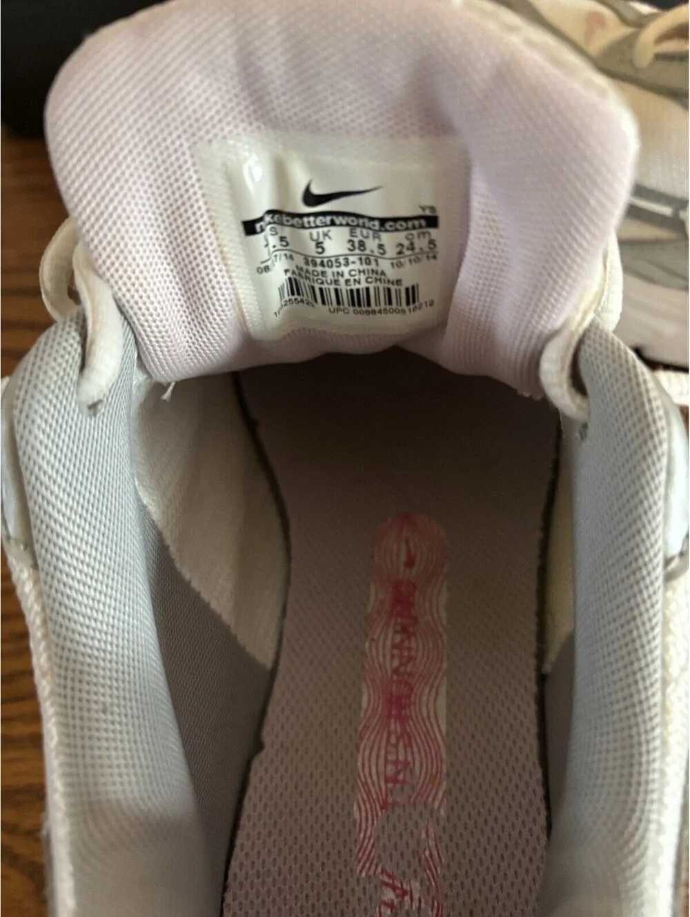 Size 7.5 - Nike Initiator White W
